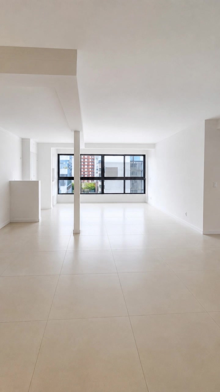 Apartamento vazio se transforma em um ambiente mobiliado, controlado pela rolagem